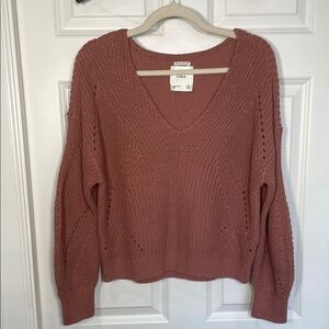 Abercrombie & Fitch V-Neck Knit Sweater Size Medium Salmon Pink Cropped Relaxed